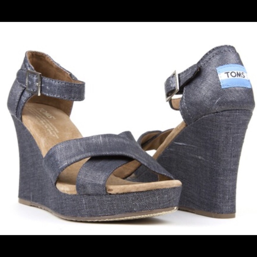 Toms silver metallic strappy Wedge